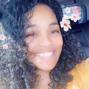 Meet your Posher, Sandy